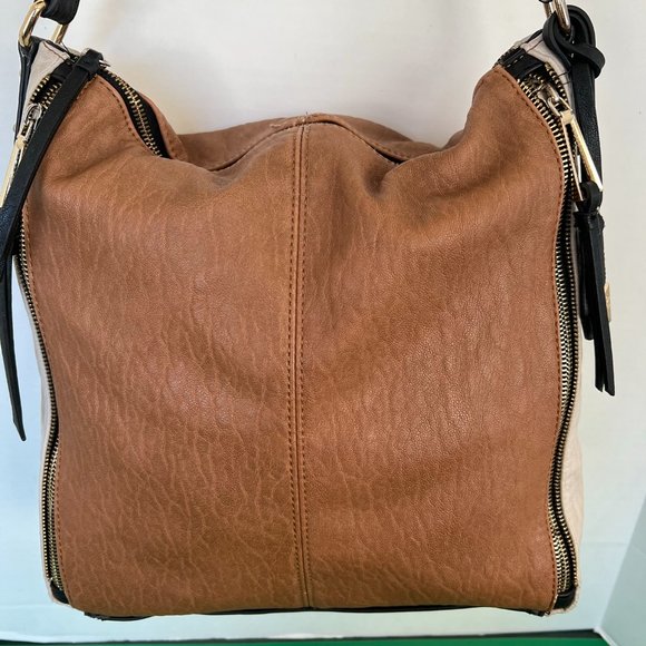 Jessica Simpson Tan And Cream Slouch Bag - Picture 12 of 12